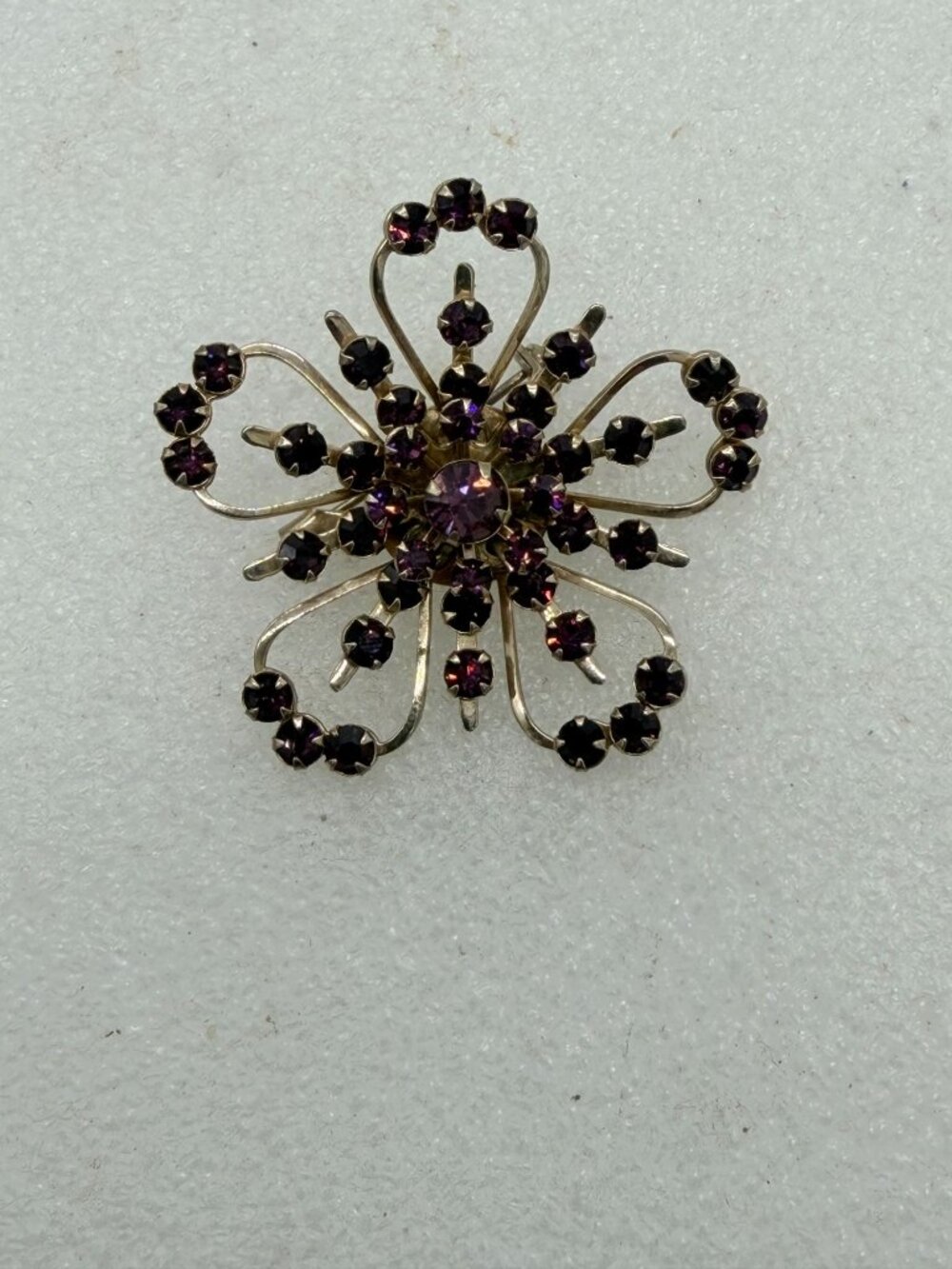 Vintage Gold Tone Purple Rhinestone Flower Starburst Brooch Pin